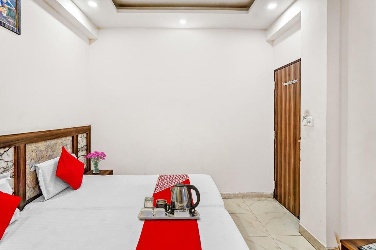 Oyo 88326 Hotel Cloud 9 Nové Dillí Exteriér fotografie