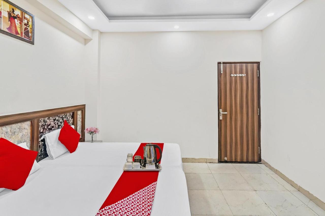 Oyo 88326 Hotel Cloud 9 Nové Dillí Exteriér fotografie