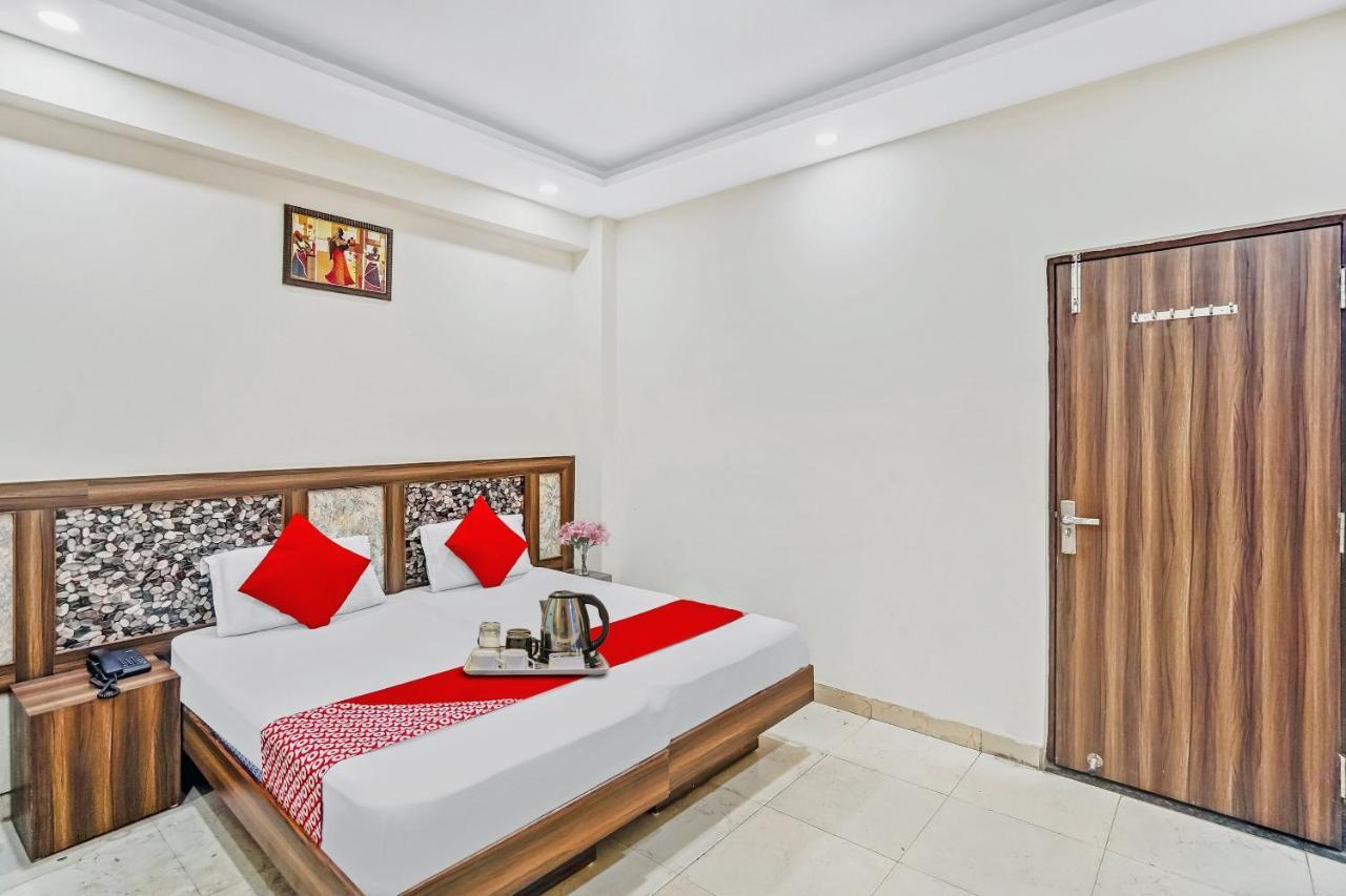 Oyo 88326 Hotel Cloud 9 Nové Dillí Exteriér fotografie