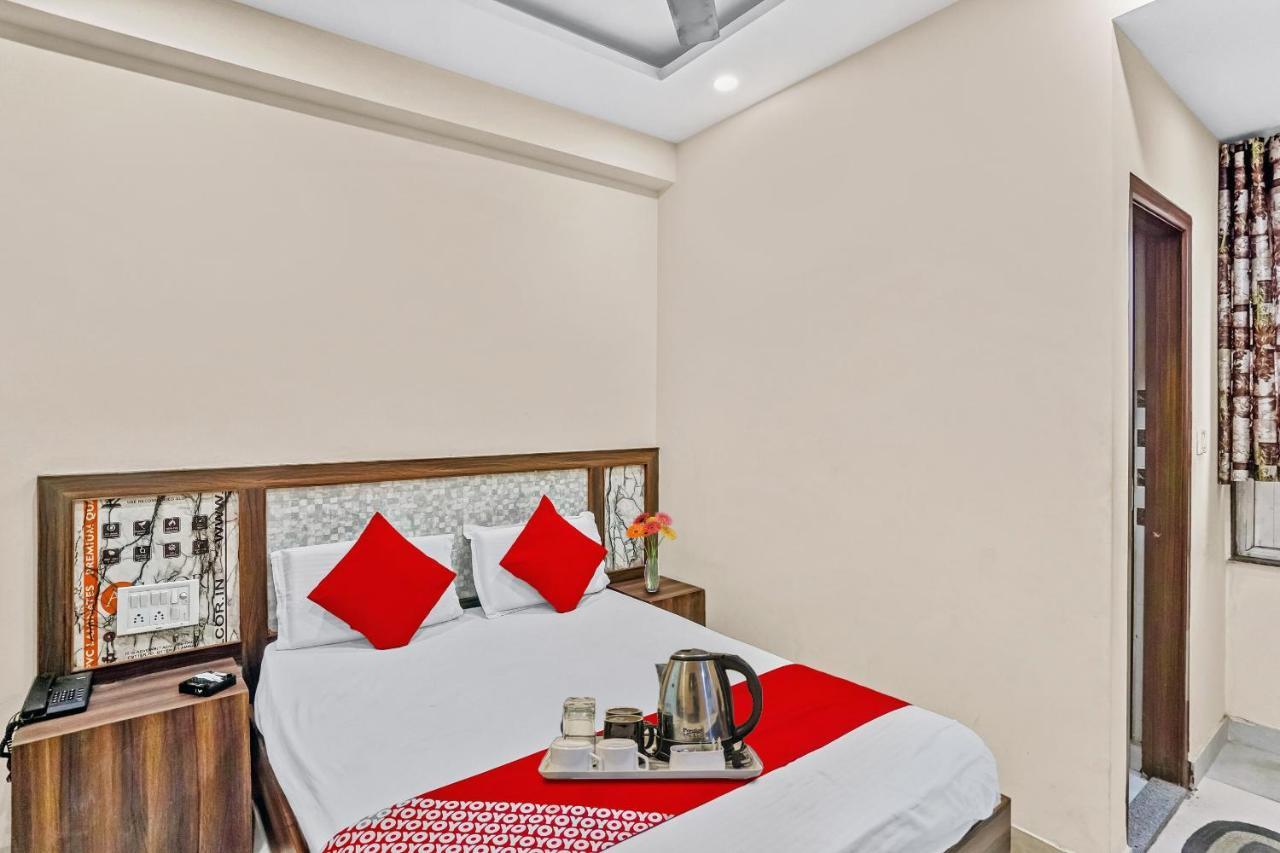 Oyo 88326 Hotel Cloud 9 Nové Dillí Exteriér fotografie